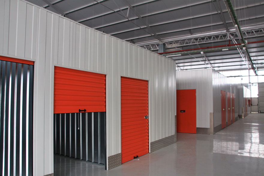 Negocio de alquiler de trasteros RedTras en Teo